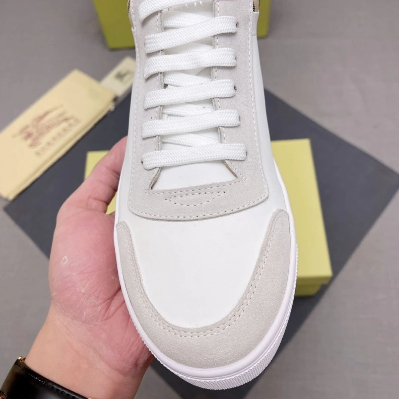 Stylish Bxrbxrry Sneakers 114693