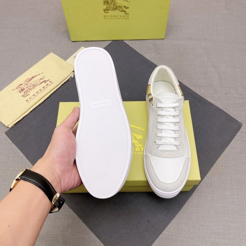 Stylish Bxrbxrry Sneakers 114693