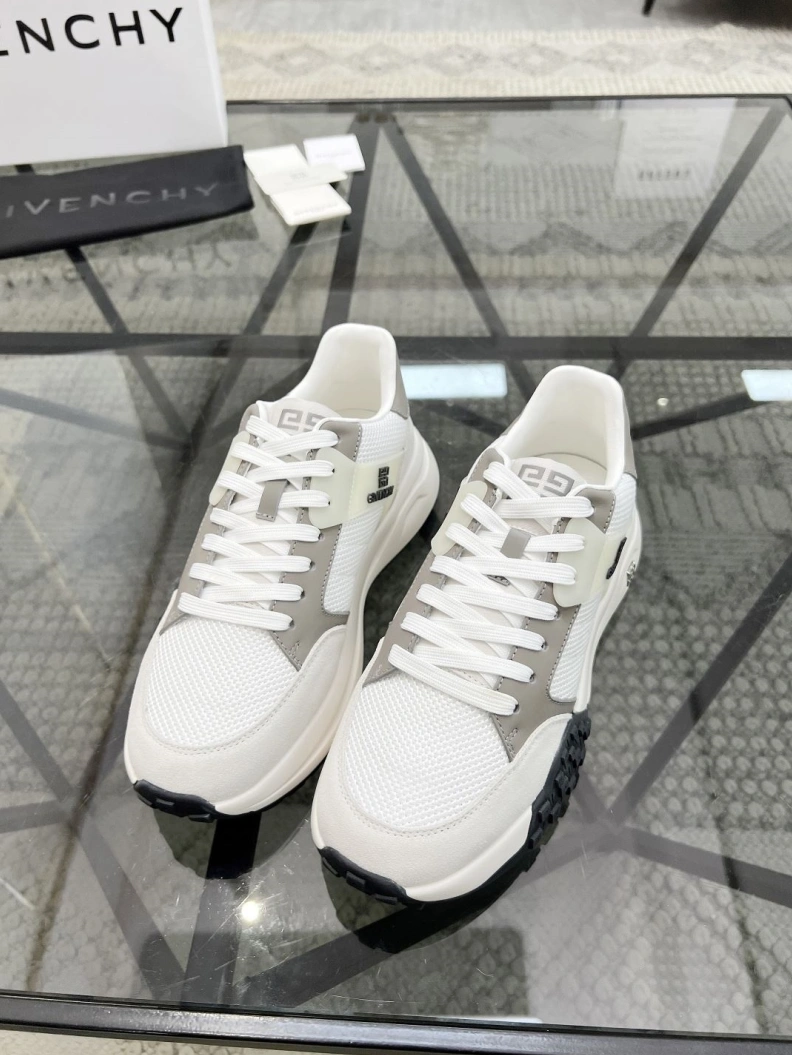 Gxvxnchy Sneakers Flexible 152616