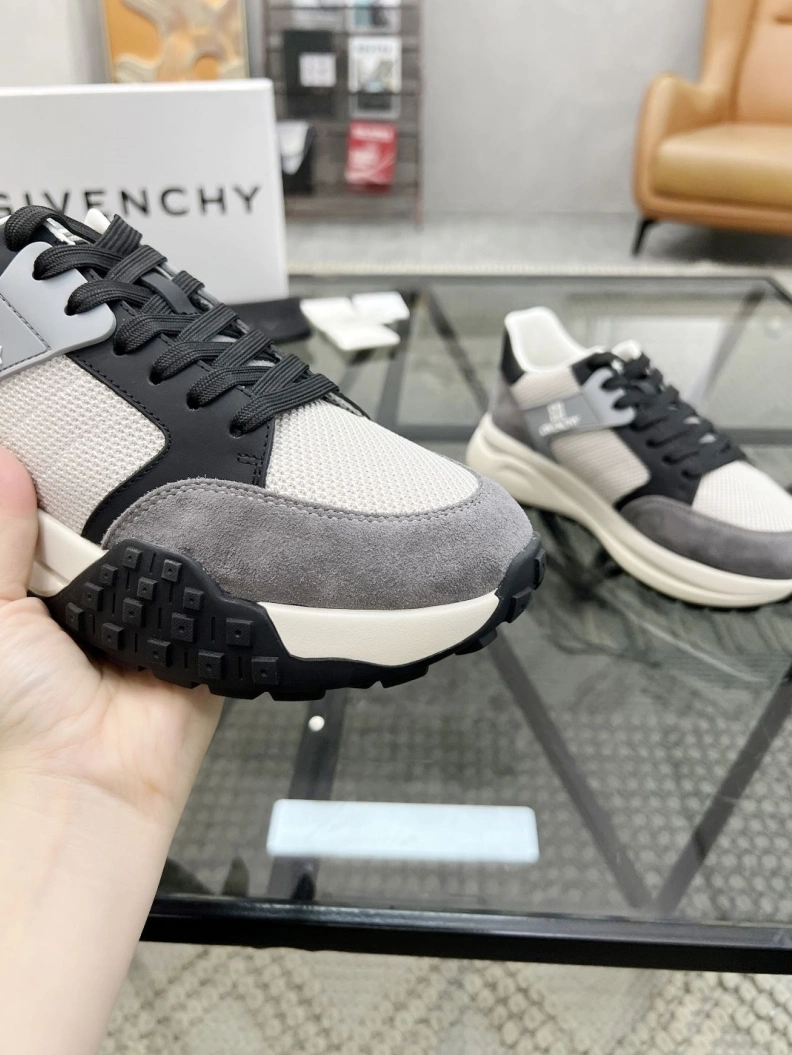 GoodFit Gxvxnchy Sneakers 152612