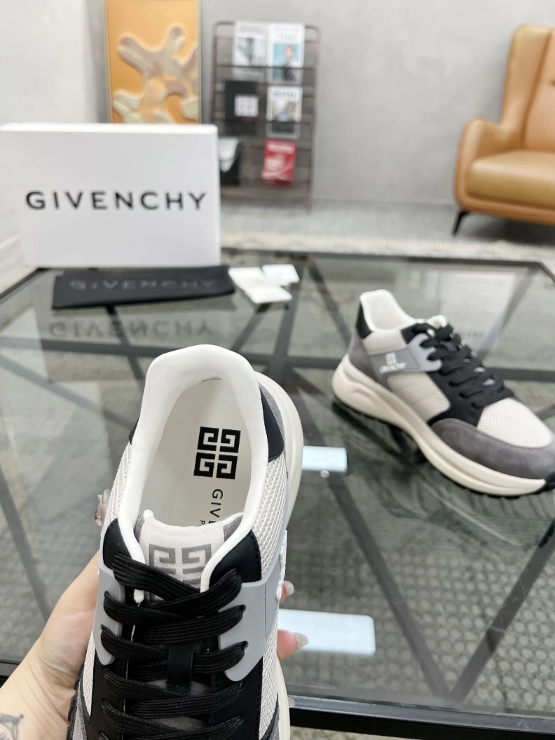 GoodFit Gxvxnchy Sneakers 152612