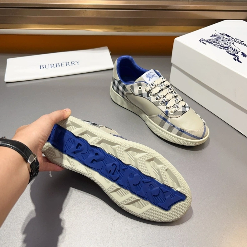 Compact Bxrbxrry Sneakers 114692