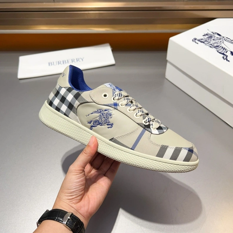 Compact Bxrbxrry Sneakers 114692