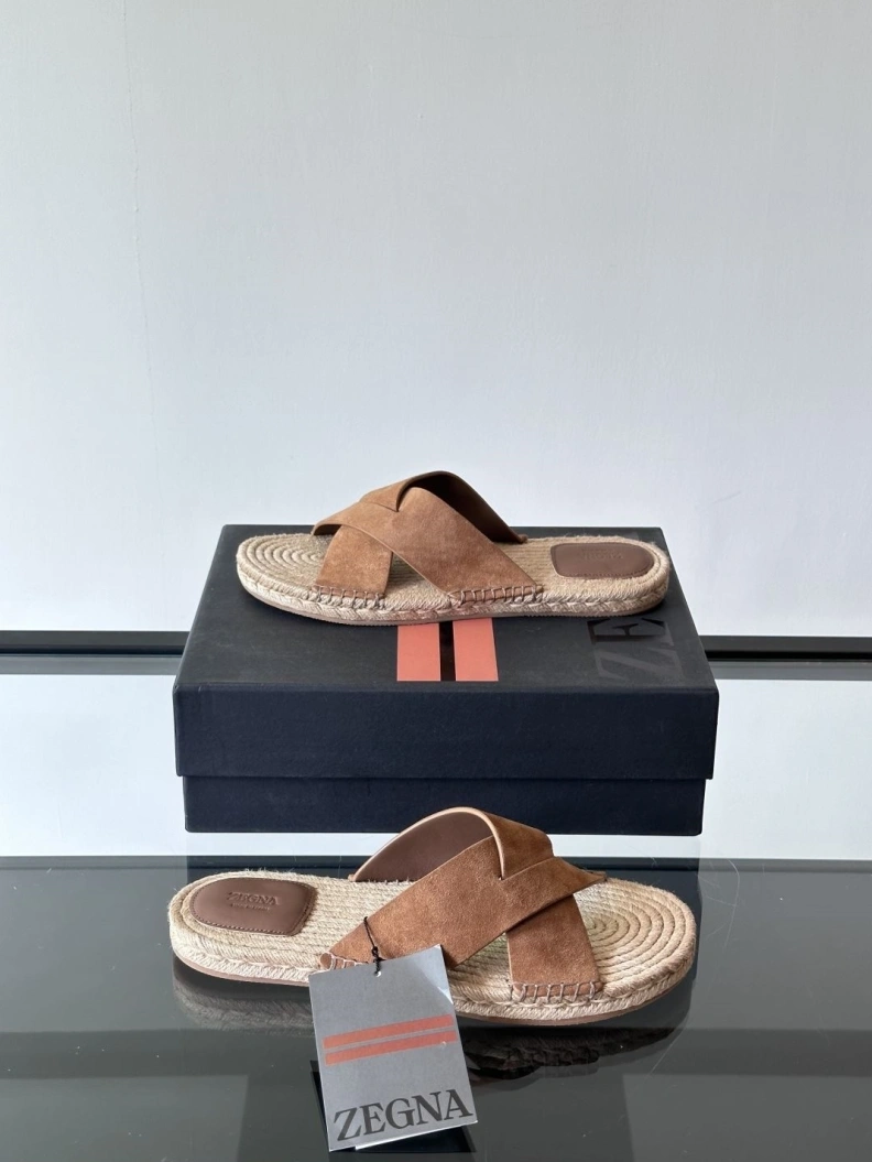 ModernLook Othxr Slippers 211853