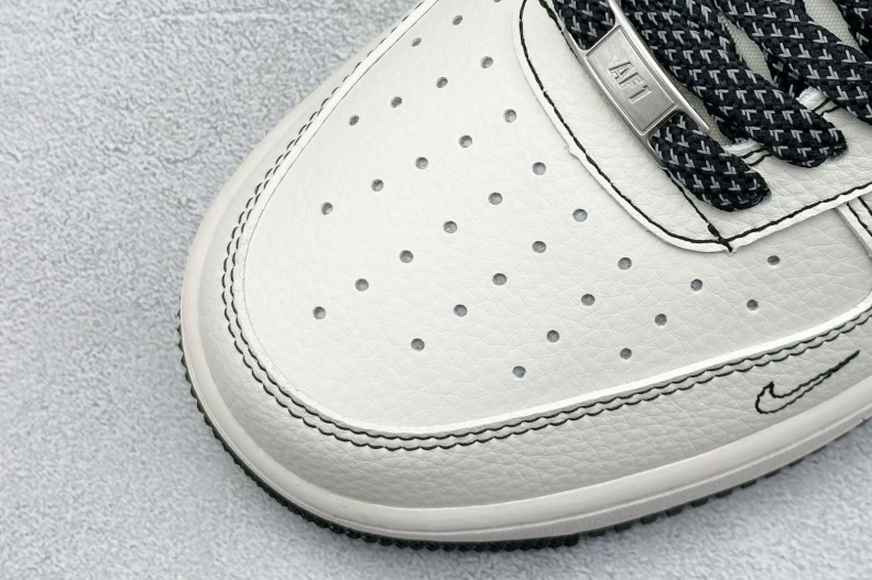 Functional Nxkx Sneakers 198815