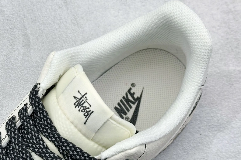 Functional Nxkx Sneakers 198815