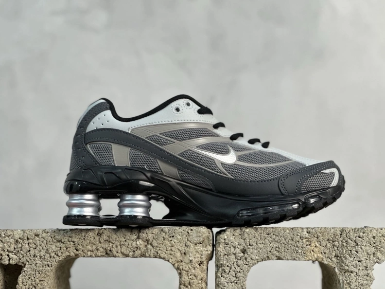 EyeCatching Nxkx Sneakers 198808