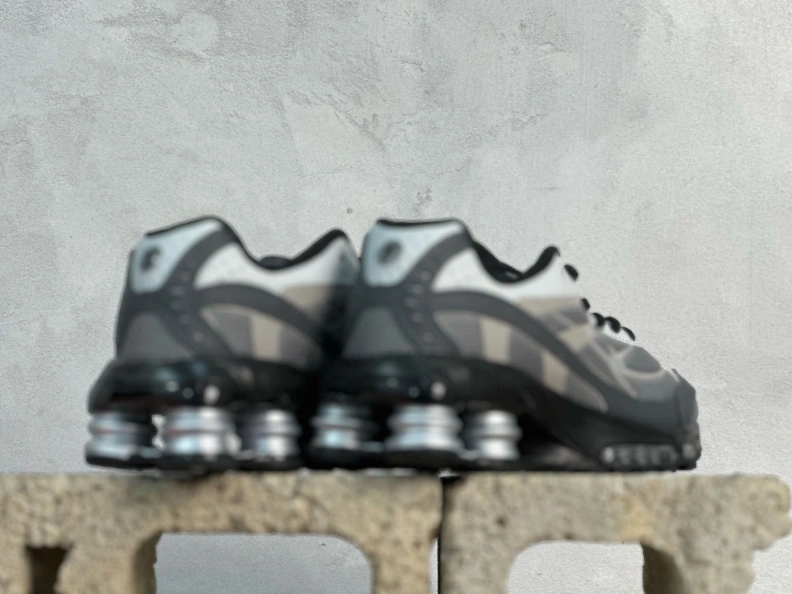 EyeCatching Nxkx Sneakers 198808