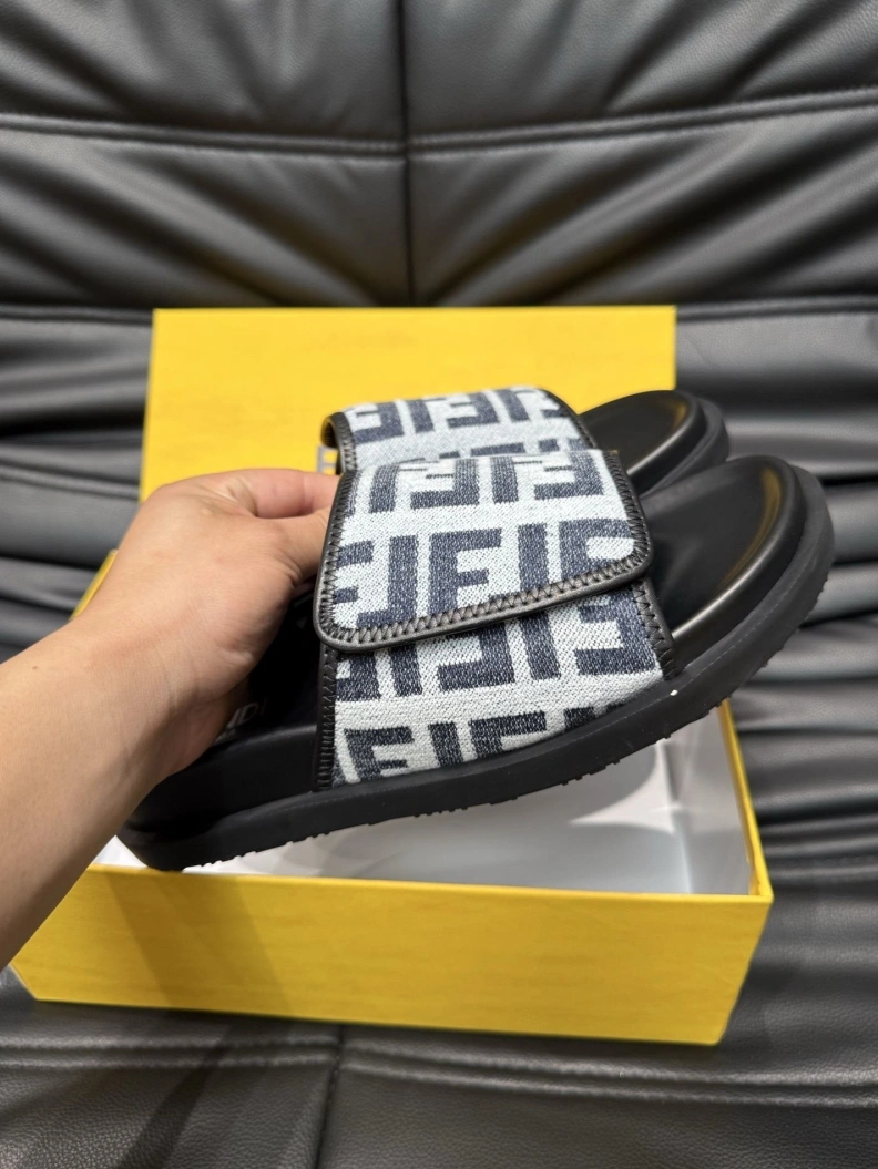Fxndx Slippers ModernLook 147488