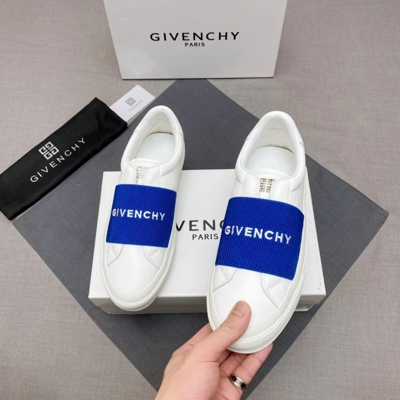 Gxvxnchy Sneakers Elegant 152603
