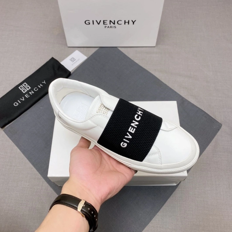 Gxvxnchy Sneakers SportInspired 152598