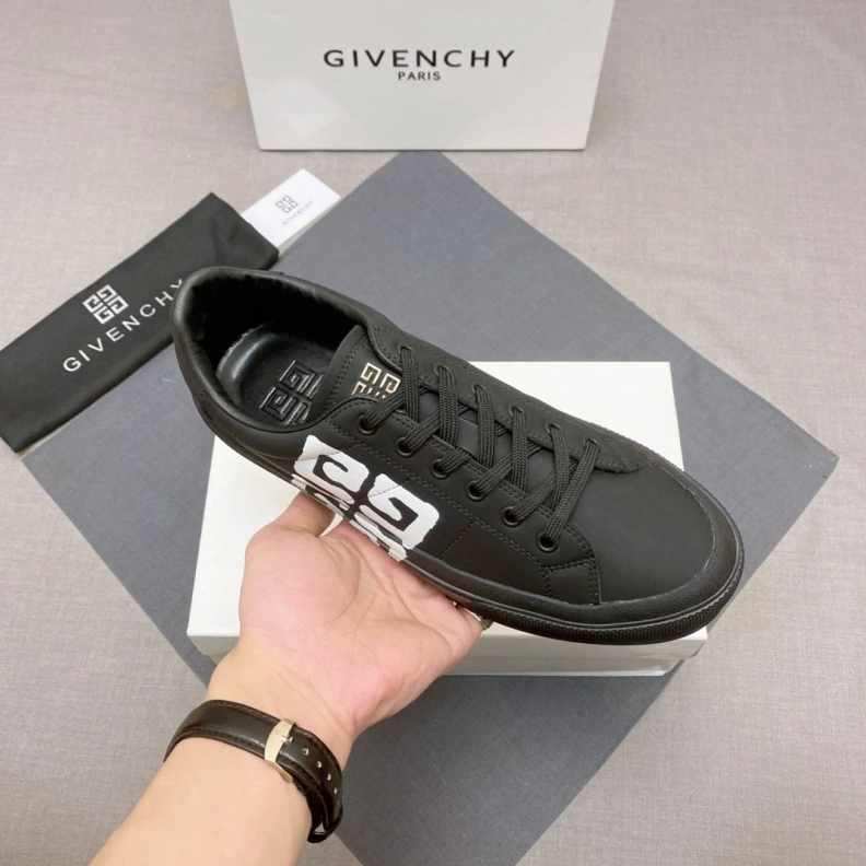 Gxvxnchy Sneakers StreetReady 152599