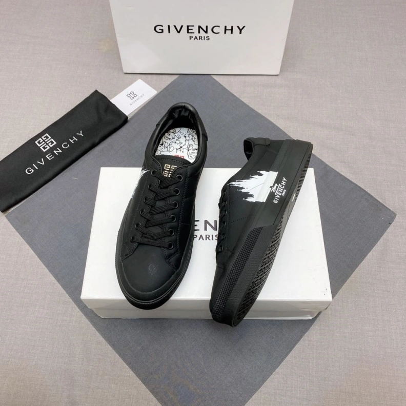 Comfortable Gxvxnchy Sneakers 152606