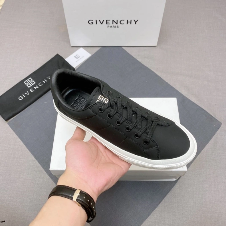 SportInspired Gxvxnchy Sneakers 152602