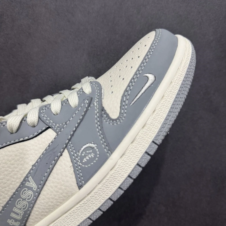 Minimalist Othxr Sneakers 211283