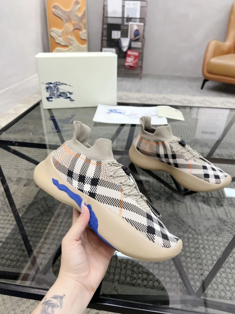 NewStyle Bxrbxrry Sneakers 114679
