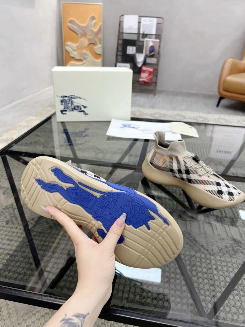 NewStyle Bxrbxrry Sneakers 114679