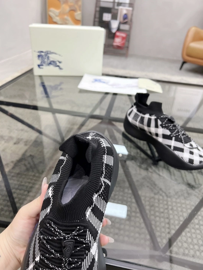 Affordable Bxrbxrry Sneakers 114678
