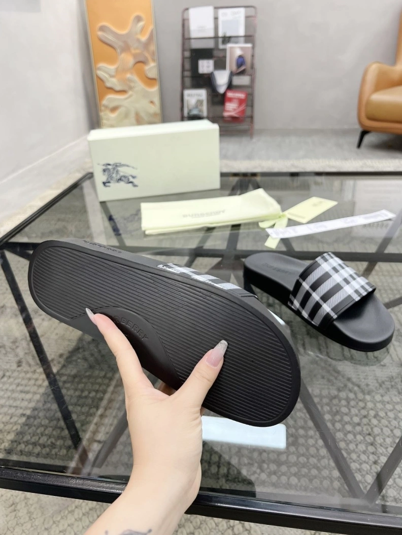 AllSeason Bxrbxrry Slippers 114814