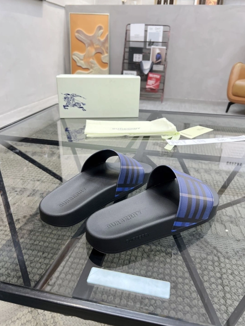 Bxrbxrry Slippers GoodFit 114813