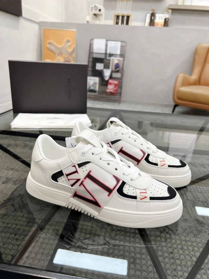 Trendsetting Vxlxntino Casual Shoes 229261