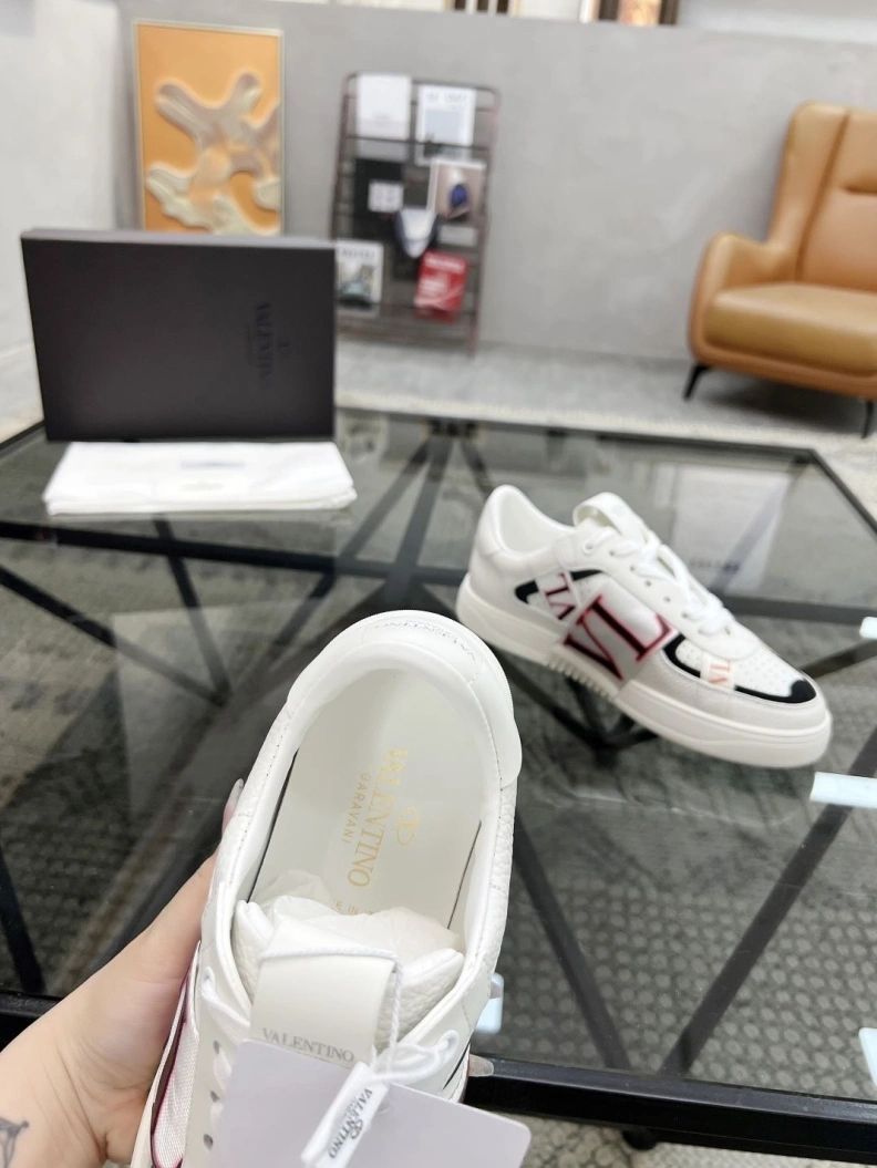 Trendsetting Vxlxntino Casual Shoes 229261