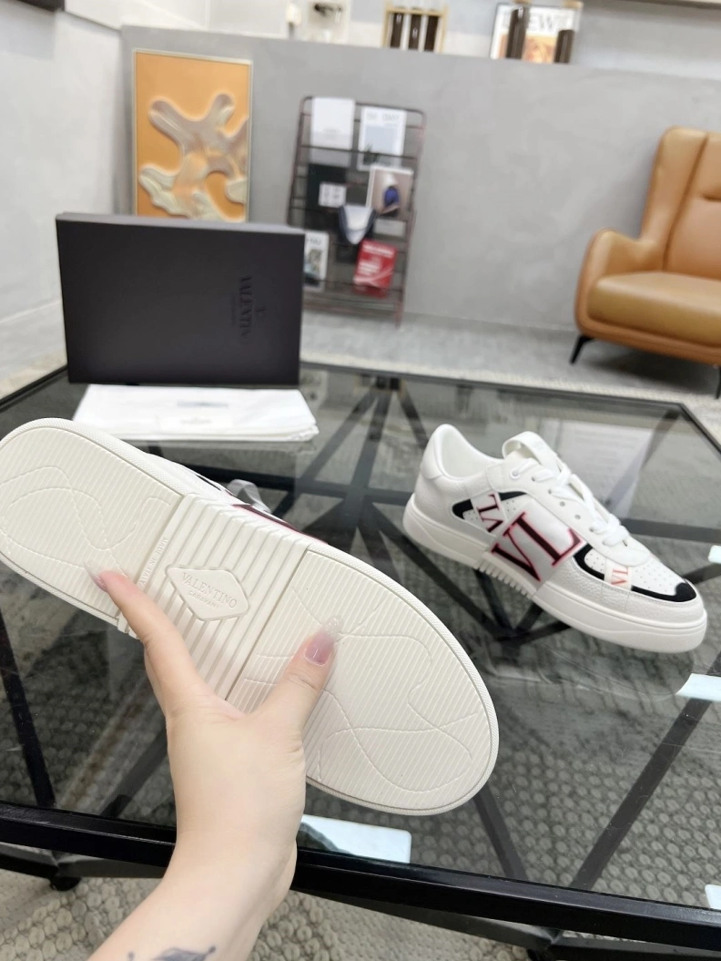 Trendsetting Vxlxntino Casual Shoes 229261