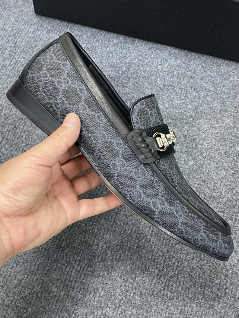 Vibrant Gxccx Leather Shoes 156647