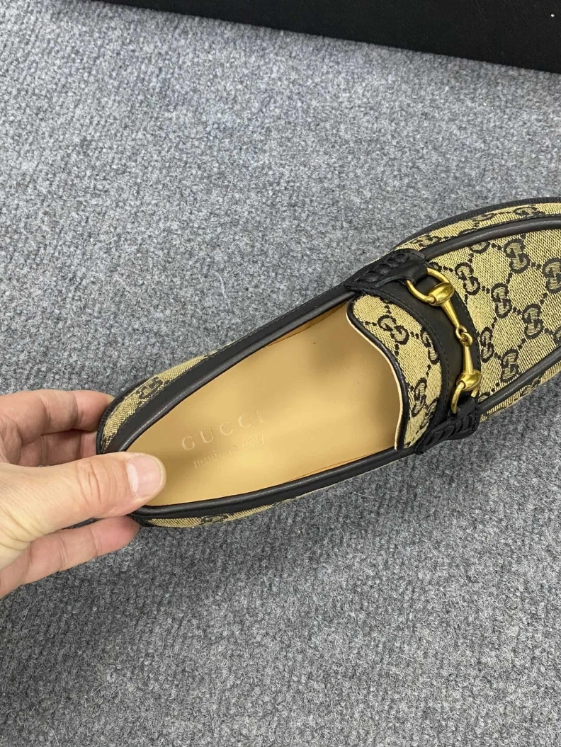 Compact Gxccx Leather Shoes 156643