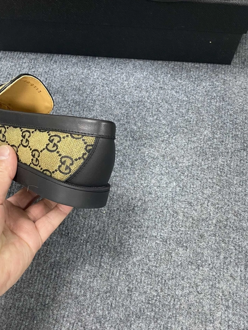 Compact Gxccx Leather Shoes 156643