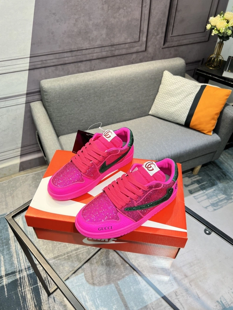 Comfortable Othxr Sneakers 211266