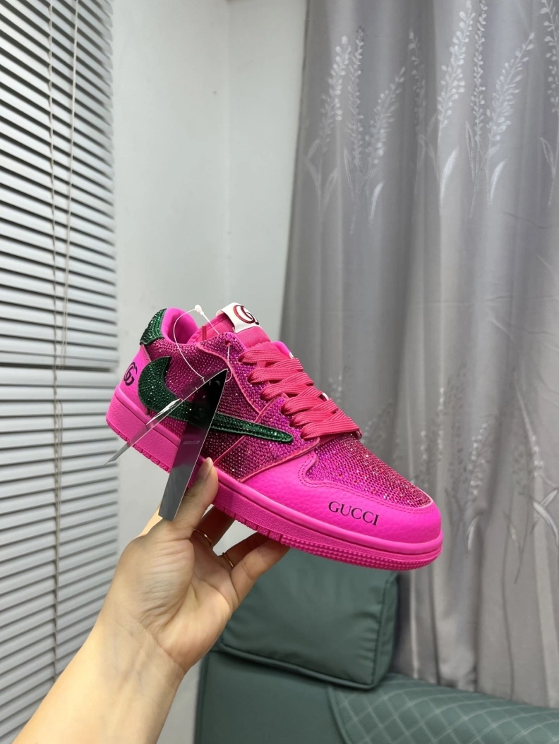 Comfortable Othxr Sneakers 211266