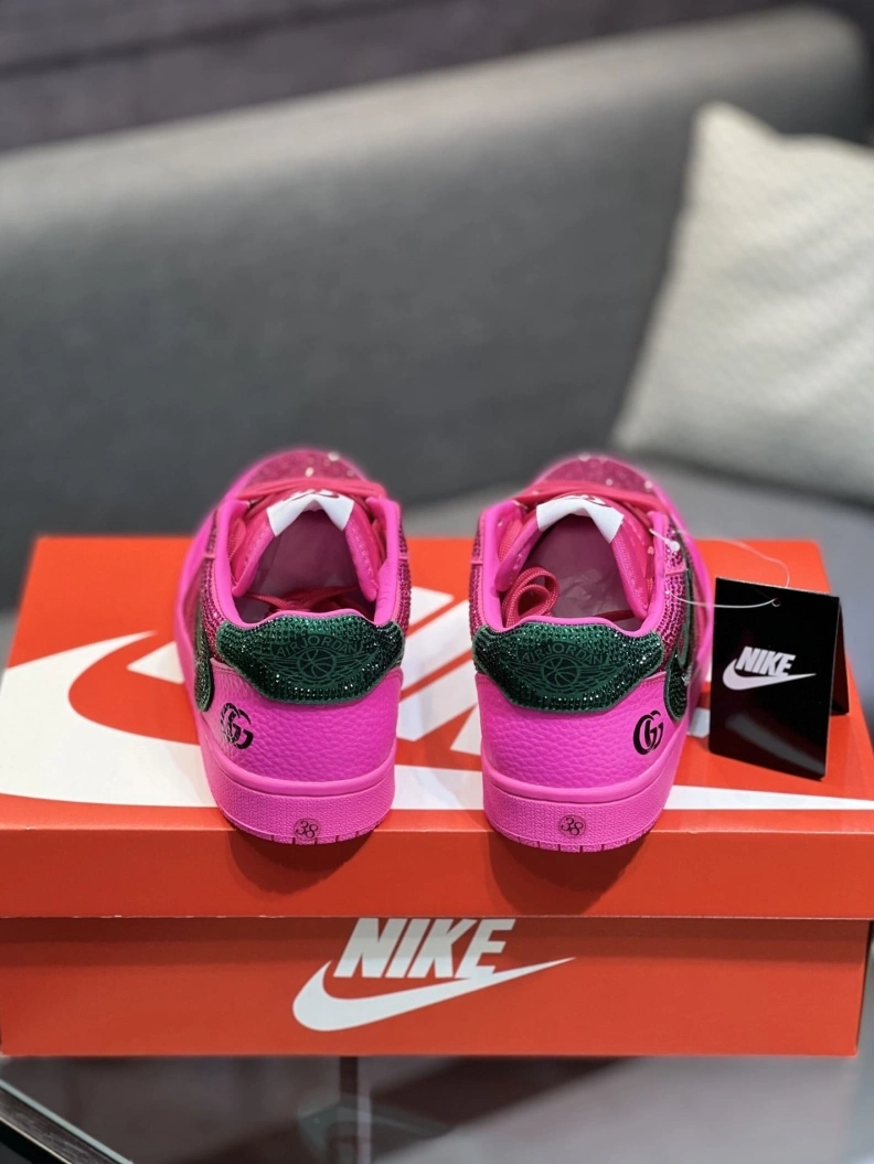 Comfortable Othxr Sneakers 211266