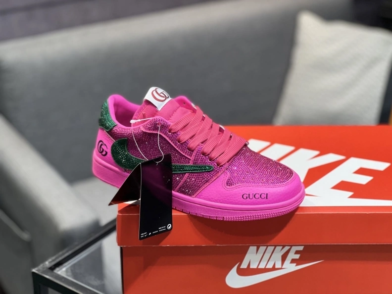Comfortable Othxr Sneakers 211266