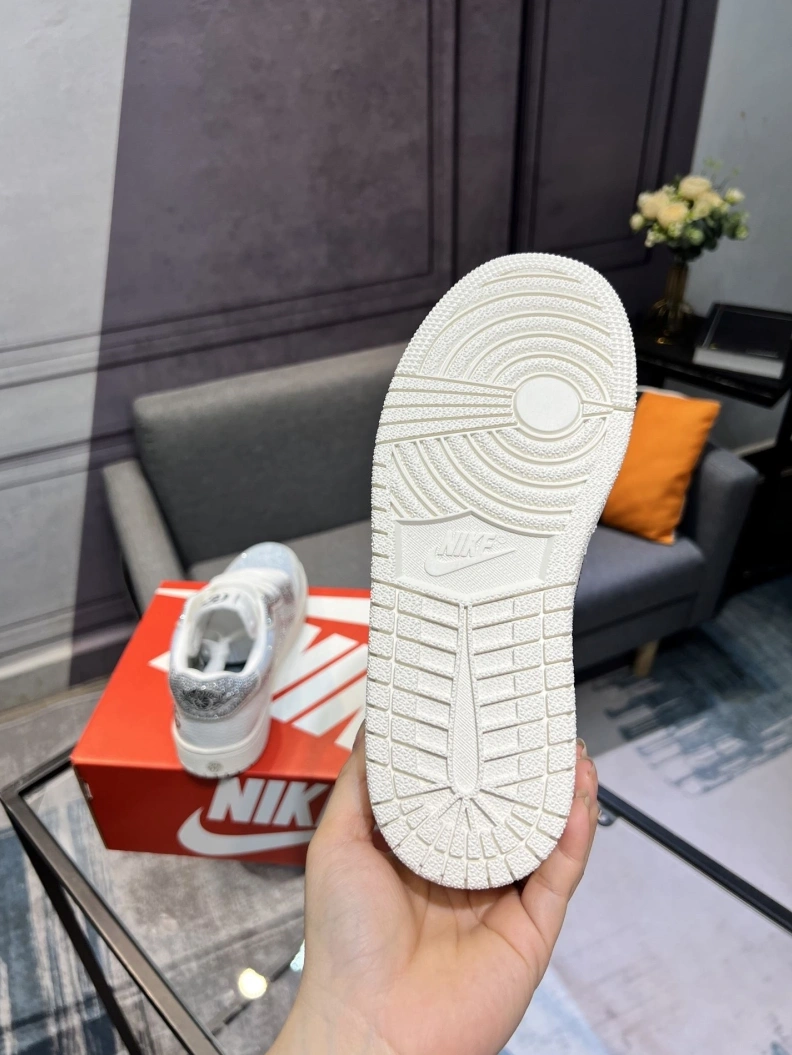 Elegant Othxr Sneakers 211284
