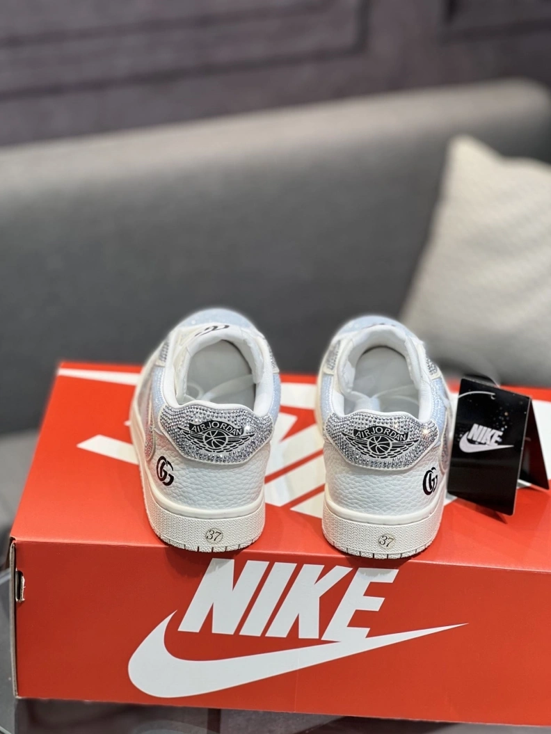 Elegant Othxr Sneakers 211284