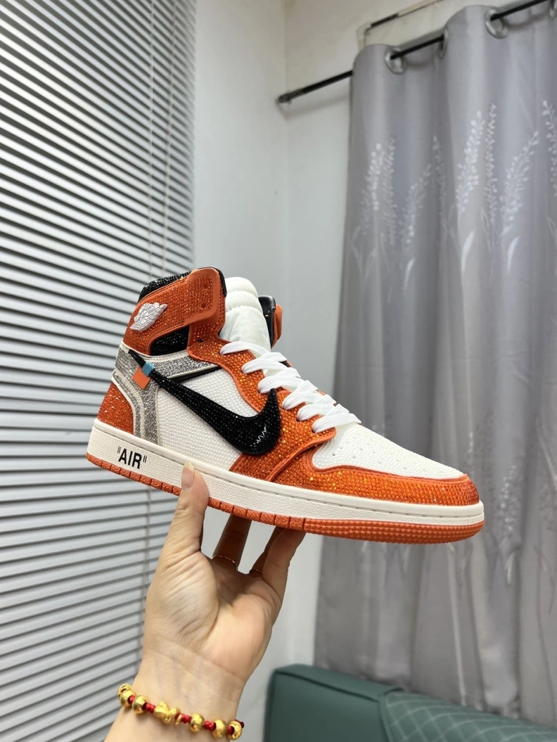 Sleek Nxkx Sneakers 198787