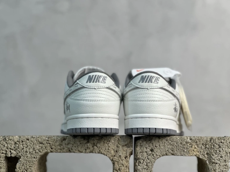 Sleek Nxkx Sneakers 198776