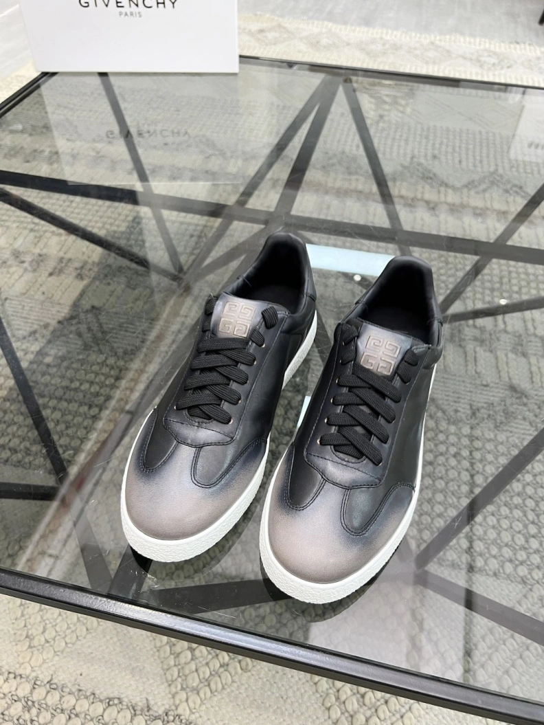 Gxvxnchy Sneakers Flexible 152608