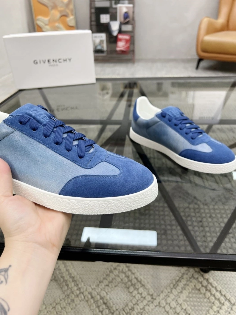 Gxvxnchy Sneakers SmartChoice 152600