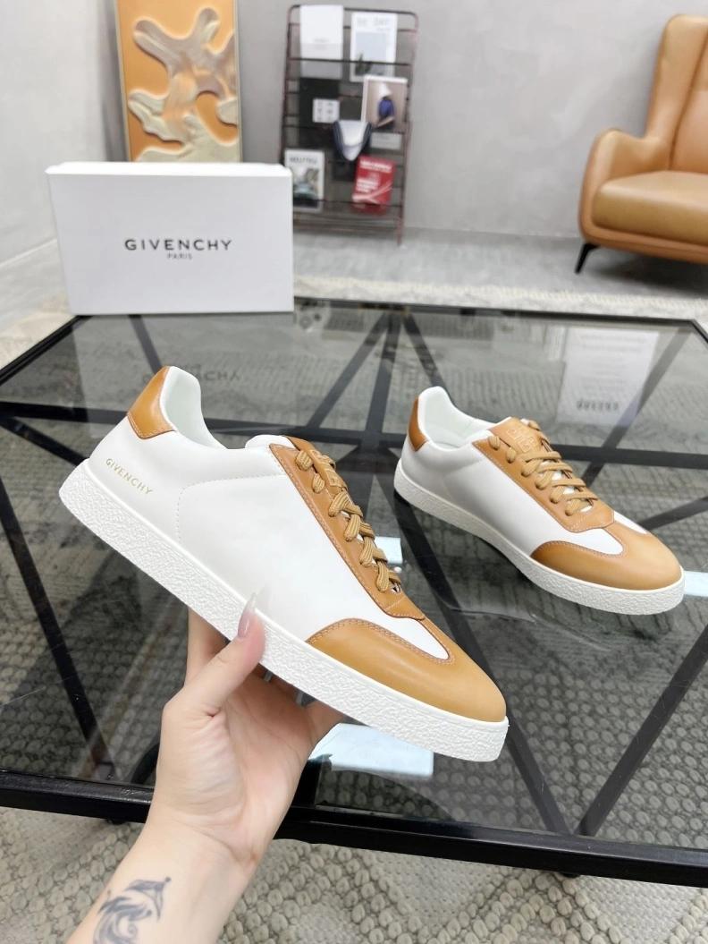 Gxvxnchy Sneakers Fashionable 152607