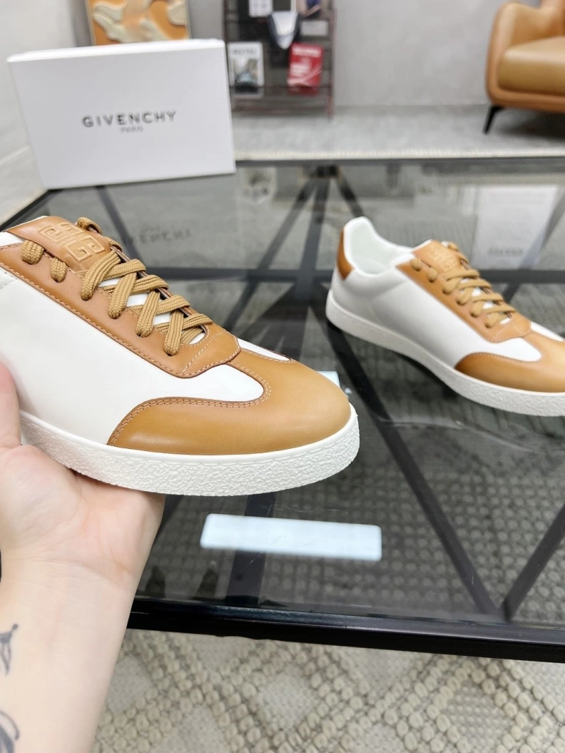 Gxvxnchy Sneakers Fashionable 152607