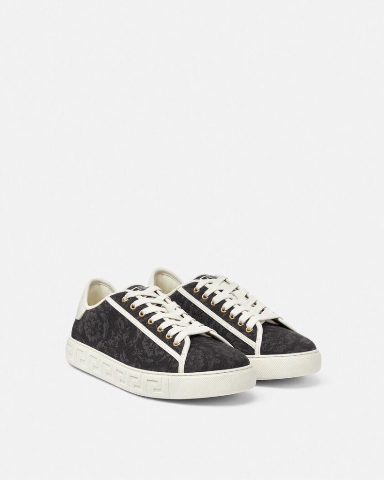 Sleek Gxvxnchy Sneakers 152597