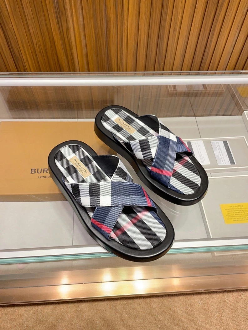 Bxrbxrry Slippers Stylish 114807