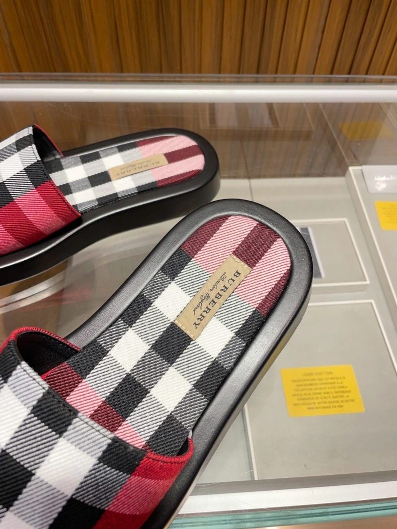 Bxrbxrry Slippers Fashionable 114806