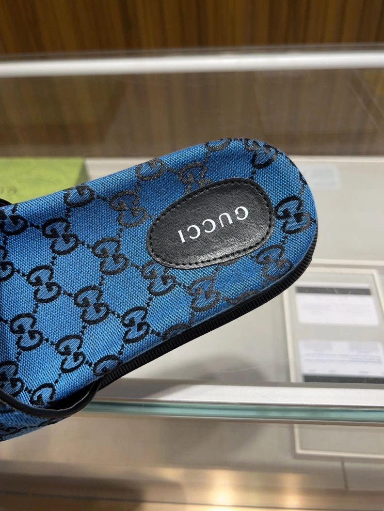 Gxccx Slippers EyeCatching 156386