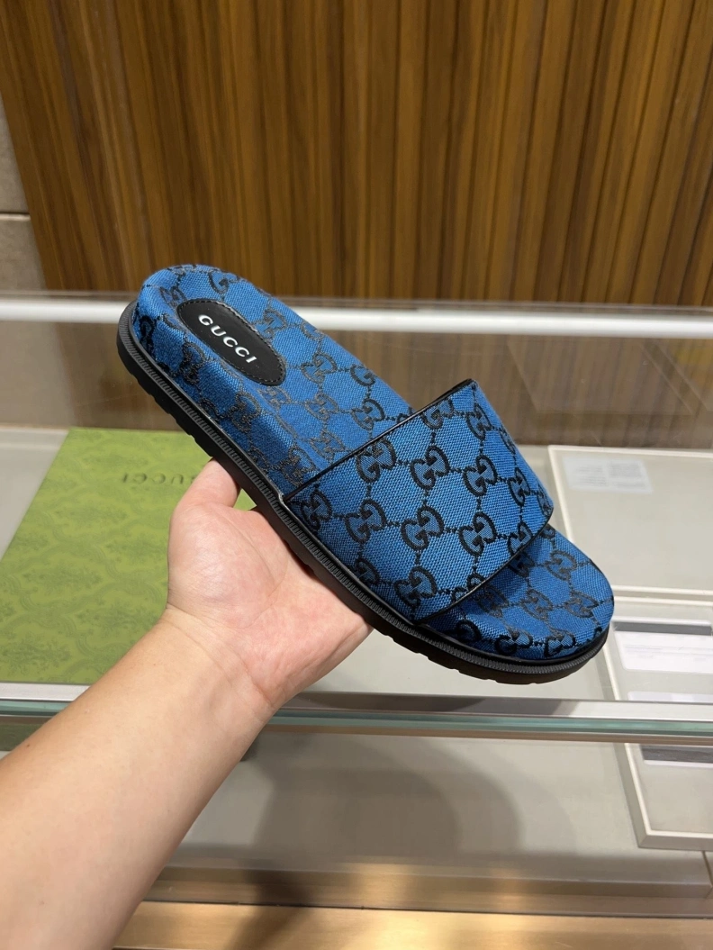 Gxccx Slippers EyeCatching 156386