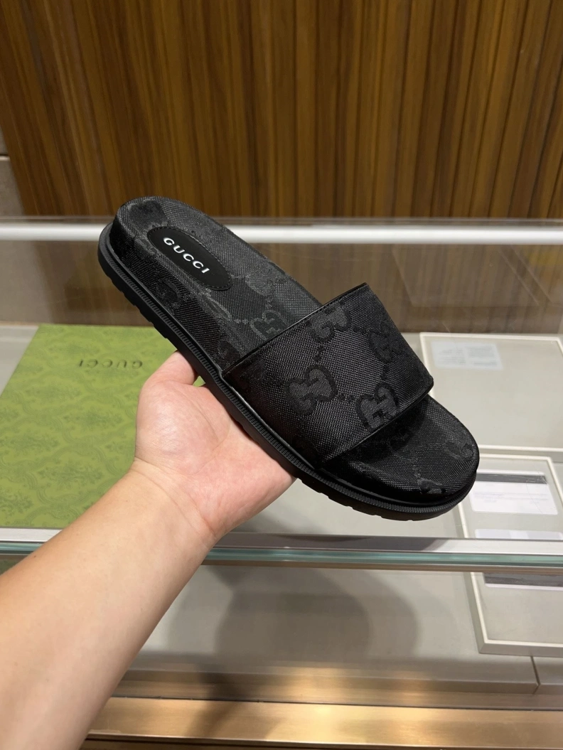 Gxccx Slippers WellDesigned 156385