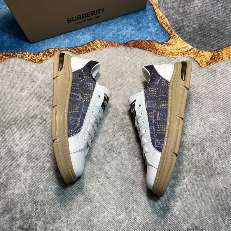 Modern Bxrbxrry Sneakers 114676