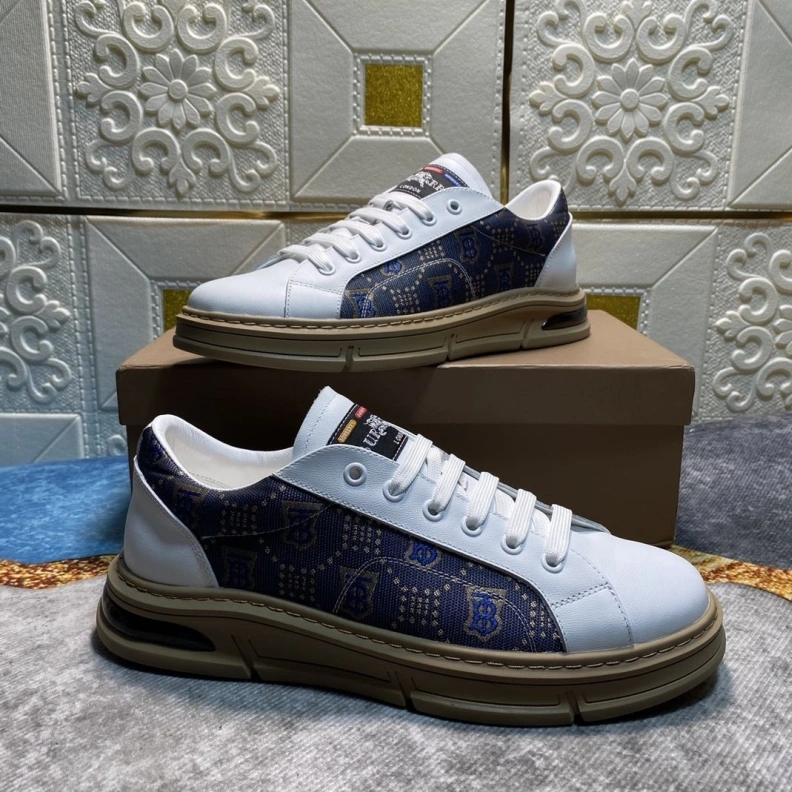 Modern Bxrbxrry Sneakers 114676